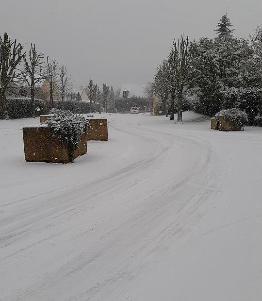 Neige Mennecy 2019 rue kipling parking